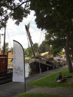 Bed-and-Breakfast Boat